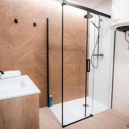 Lägenhet Centrico Con Dos Qh Hornillo De Cartuja *